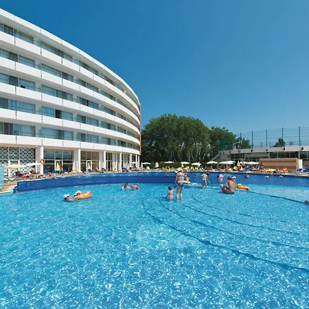 Хотел Riu Helios 4*