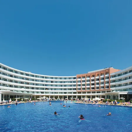 فندق Riu Helios ساني بيتش